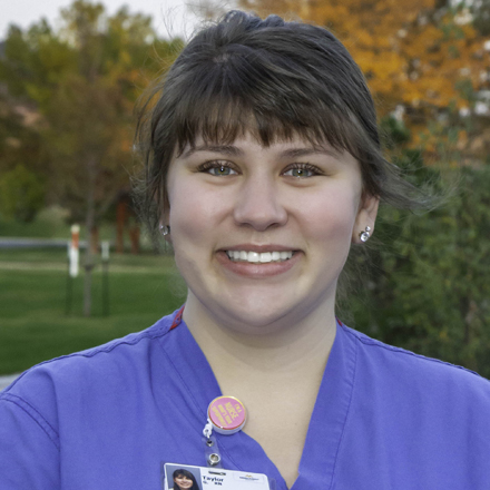 Nurse Taylor Gustafson wins DAISY award
