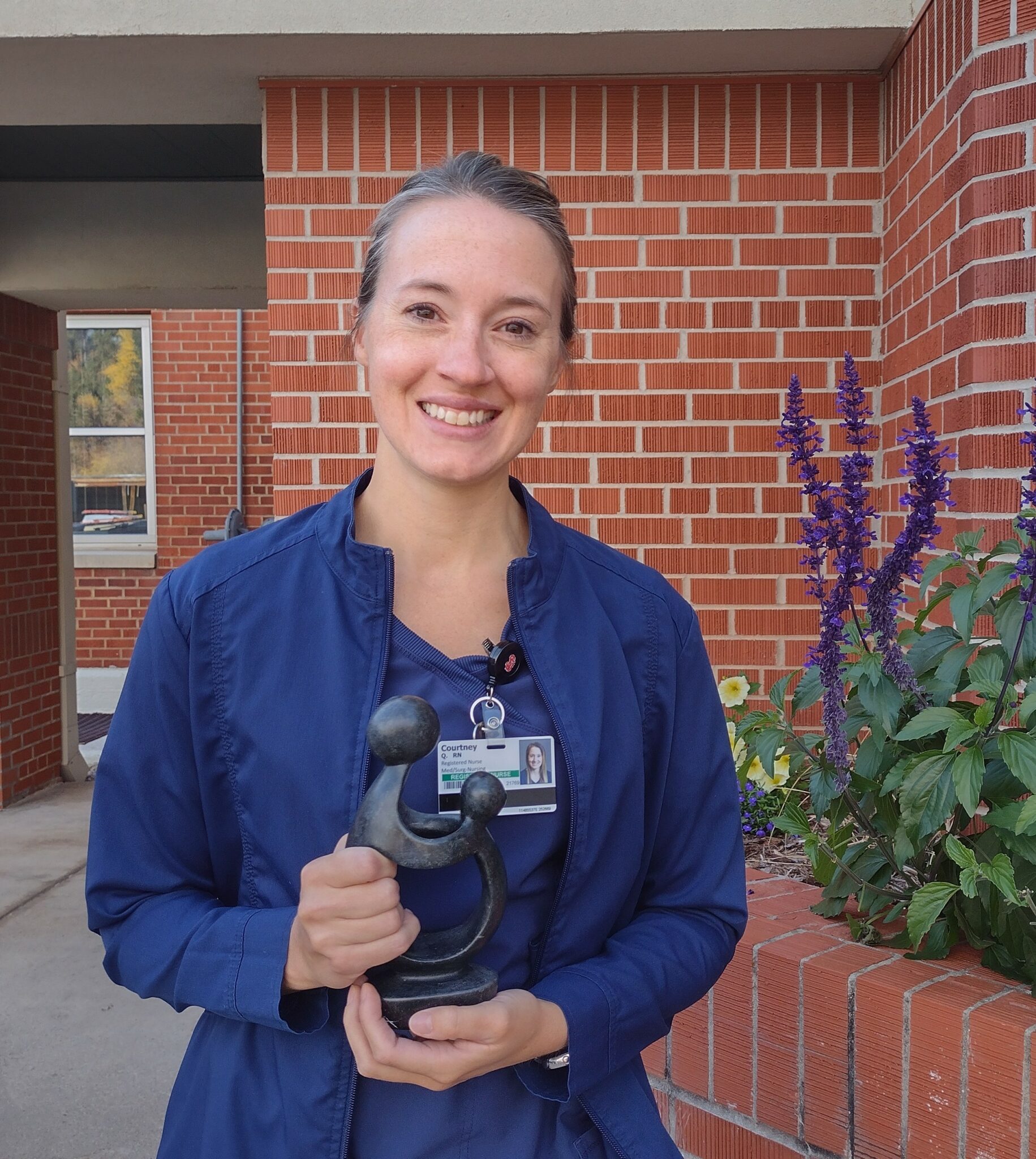 Courtney Quinn, RN, receives DAISY Award Monument Health