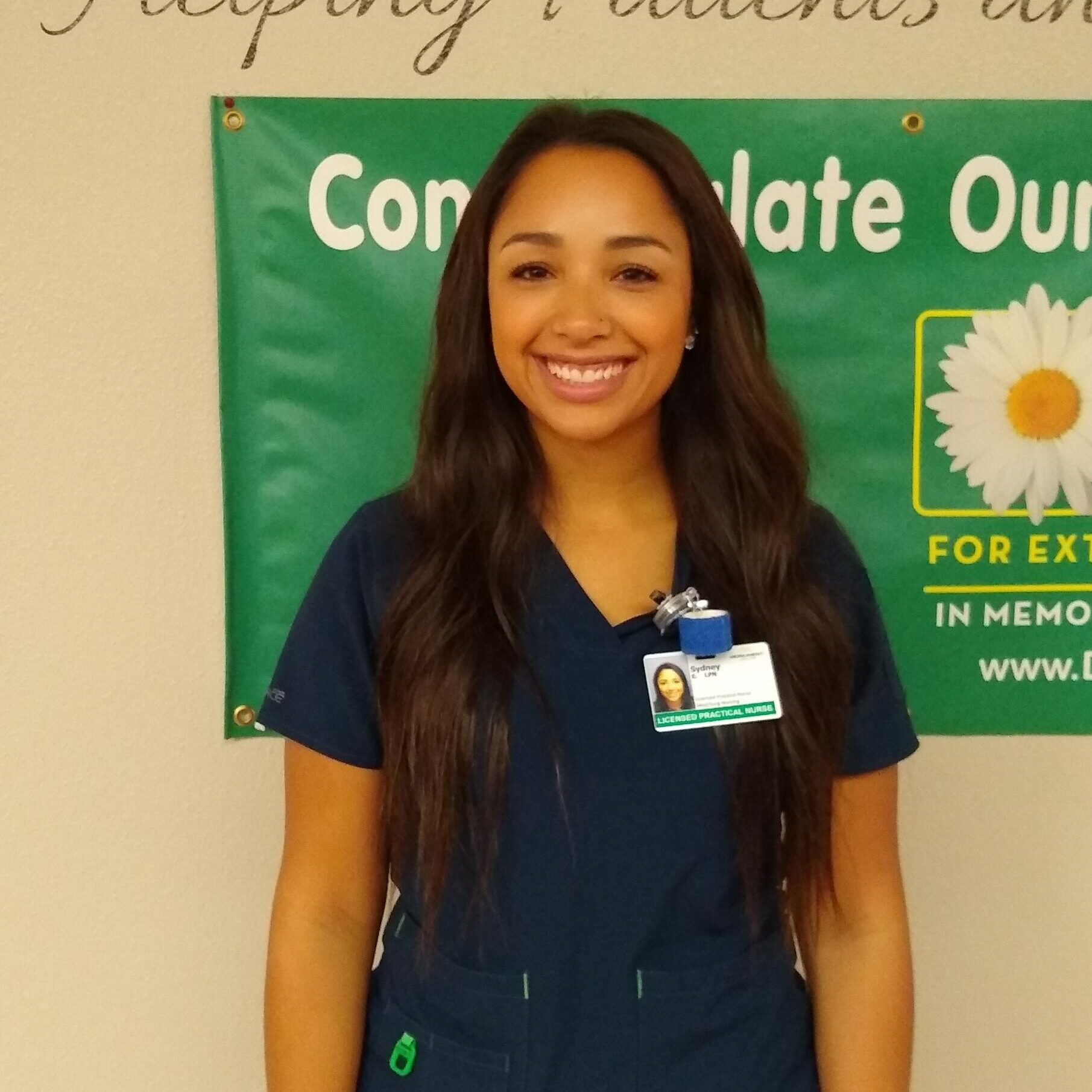 Sydney Engesser, LPN, receives DAISY Award